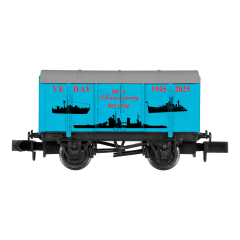 Dapol N Scale, 2F-013-099 Gunpowder Van VE Day 80th Anniversary Navy small image