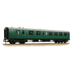 Bachmann Branchline OO Scale, 34-760 BR (Ex SR) Bulleid 63' Brake Composite Corridor 10" Vents S6718, BR (Ex-SR) Malachite Green Livery small image