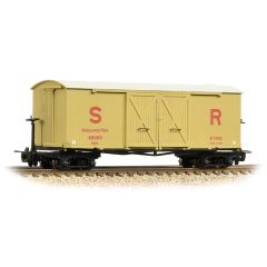 Bachmann Narrow Gauge OO-9 Scale, 393-030 SR Bogie Covered Goods Van 48050, SR Cream Livery small image