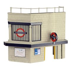 Bachmann Scenecraft OO Scale, 44-221 Low Relief Underground Station small image