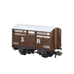 Peco N Scale, NR-45S SR Cattle Wagon, Diag. 1529 53710, SR Brown (Pre 1936) Livery small image