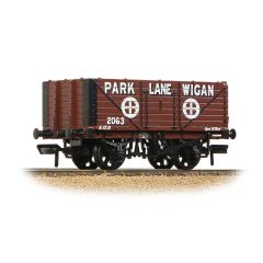 Bachmann Branchline OO Scale, 37-082C Private Owner 7 Plank Wagon, End Door 2063, Park Lane Wigon, Brown Livery small image