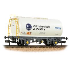Bachmann Branchline OO Scale, 37-578B Private Owner (Ex BR) TTA 45T Tank Wagon ICIA54360, 'ICI Petrochemicals & Plastics', White Livery small image
