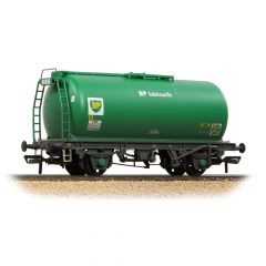 Bachmann Branchline OO Scale, 37-590A Private Owner (Ex BR) 45T TTF Tank Wagon BPO60365, 'BP Lubricants', Green Livery, Weathered small image