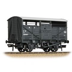 Bachmann Branchline OO Scale, 37-711D GWR 8T Cattle Wagon 106887, GWR Grey (small GW) Livery small image