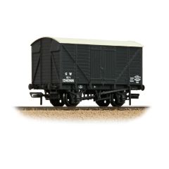 Bachmann Branchline OO Scale, 37-730D GWR 12T Ventilated Van 134066, GWR Grey (small GW) Livery small image