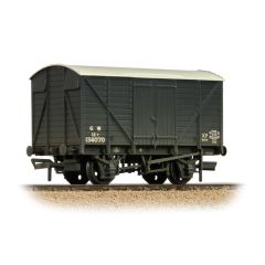 Bachmann Branchline OO Scale, 37-730E GWR 12T Ventilated Van 134070, GWR Grey (small GW) Livery, Weathered small image