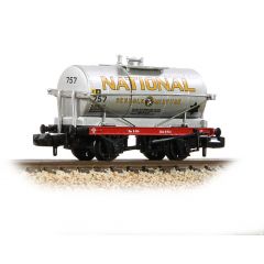 Graham Farish N Scale, 373-650B Private Owner 14T Tank Wagon 757, 'National Benzole', Silver Livery small image