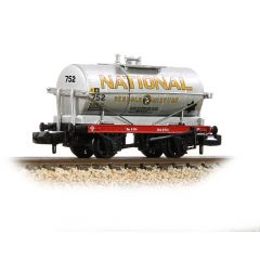 Graham Farish N Scale, 373-650C Private Owner 14T Tank Wagon 752, 'National Benzole', Silver Livery small image