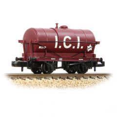 Graham Farish N Scale, 373-682A Private Owner 14T Tank Wagon 309, 'ICI', Maroon Livery small image