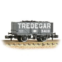 Graham Farish N Scale, 377-093 Private Owner 7 Plank Wagon, End Door 3410, 'Tredegar', Grey Livery small image