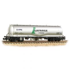 Graham Farish N Scale, 377-675B Private Owner JPA Bogie Cement Tank, VTG 'Lafarge Cement', Silver Livery small image