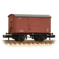 Graham Farish N Scale, 377-976A BR (Ex LNER) 12T Ventilated Van, Planked Ends E236010, BR Bauxite (Early) Livery small image