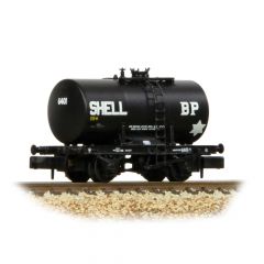 Graham Farish N Scale, 378-004 Private Owner 20T Class B Anchor Mounted Tank Wagon 6401, 'Shell/BP', Black Livery small image