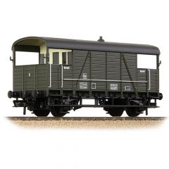 Bachmann Branchline OO Scale, 38-918 BR (Ex SE&CR) 25T 'Dance Hall' Brake Van DS55466, BR Departmental Olive Green Livery small image