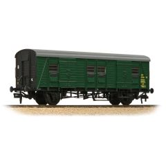 Bachmann Branchline OO Scale, 39-527B BR (Ex SR) PMV Parcels & Miscellaneous S1062S, BR Green Livery small image