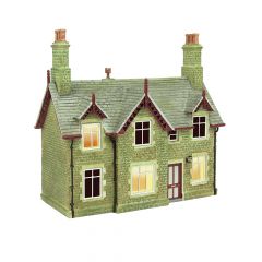 Bachmann Scenecraft OO Scale, 44-0082 Hampton Station Building with Lights small image