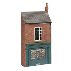 Bachmann Scenecraft OO Scale, 44-0124 Low Relief Lucston Sweet Shop 'Sweet Caroline' small image