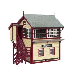 Bachmann Scenecraft OO Scale, 44-0168M GCR Signal Box, Maroon & Cream small image