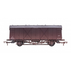 Dapol OO Scale, 4F-014-050 BR (Ex GWR) Fruit D Van W2030, BR Maroon Livery, Weathered small image