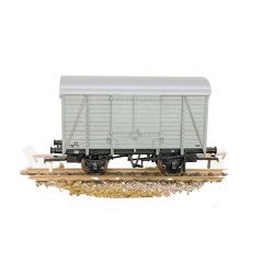 Rapido Trains UK OO Scale, 927007 BR (Ex SECR) 10T Ventilated Van, Diag. 1426 S45819, BR Grey Livery small image