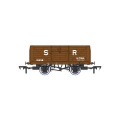 Rapido Trains UK OO Scale, 940003 SR 8 Plank Wagon, Diag. 1379, 9' Wheelbase 31458, SR Brown (Pre 1936) Livery small image