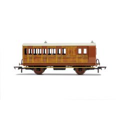 Hornby OO Scale, R40106 GNR Four Wheel Brake Third 399, GNR Lined Teak Livery small image