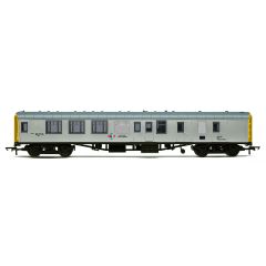 Hornby OO Scale, R40213 Private Owner (Ex BR) Mk1 Staff Coach (Ex-Mk1 BSK Brake Second Corridor) BDC 977165, 'Balfour Beatty', Grey Livery small image