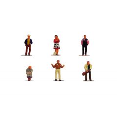 Hornby OO Scale, R7118 Farm People small image