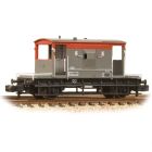 BR 20T Standard Brake Van B954561, BR Railfreight Red & Grey Livery