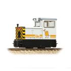 Private Owner Baguley-Drewry 70HP Diesel British Industrial Sands, White Livery, DCC Ready